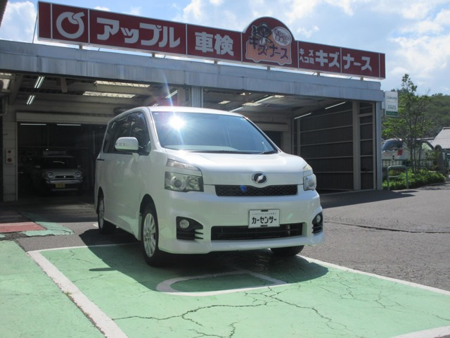 トヨタ ヴォクシー 