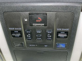両側電動スライドドアで狭い所でも乗り降り楽々です!