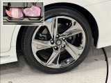 タイヤサイズは225/45R18!純正アルミホイール!残り溝は4ミリ程度!パンク修理キット搭載車!