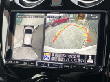 【アラウンドビューモニター】はまるで上から見ているような視点で周囲を確認できます!駐車が苦手な方でも安心して駐車できますね♪