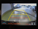 バックガイドモニターで、後方を確認しながら安心して駐車することができます。運転初心者も熟練者も必須の機能ですよ!