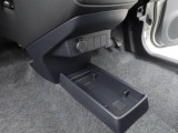 愛知ダイハツではお車をご購入頂いた後が本当のお付き合いのスタートだと思っています。 ですので定期点検や車検もお得なパックをご用意してお客様に頼りにされるダイハツディーラーを目指しています☆