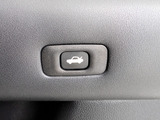ボタン一つでトランクオープンが可能!車内から操作できる為、非常に便利な装備の一つとなります!
