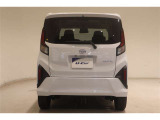 明るく視認性の良いLED式テール&ハイマウントストップランプ採用で、後続車に対して自車の存在をアピールすることて安全性を高めます!