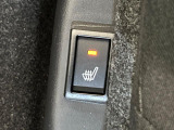 【シートヒーター】寒い日に重宝するシートヒーター!エアコンより早く温まってくれるので寒がりの人も安心ですね♪エアコンの温風は乾燥するから苦手、という方にもをおすすめです。