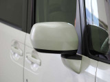 ☆車内の隅々まで徹底クリーニング!目に見えない汚れも落とします!除菌ウイルス除去・消臭でお子様にも安心!
