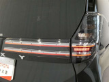LEDテールライトです。省電力、高輝度のLEDは明るく照らすので夜間運転時の視認性を高めます。スタイリッシュな見た目で細かいところもこだわりたいあなたに!