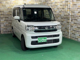 軽の看板が目印です!届出済 未使用車をお探しの方はこちらの看板を目印にお越しください。※似たような看板のお店がございますのでお間違えのないようご注意ください。