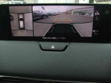 360&deg;ビューモニターを搭載しています。パーキングセンサーと合せてお使いいただくことで、安全、安心にお車の取り回しを行っていただけます。