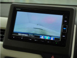 ◆バックカメラ◆リバースにするだけで映ります、後方の安全確認や、狭い駐車場での車庫入れ、雨の日や夜間など視界の悪い時に便利です!安全にバックする為には欠かせない装備です。