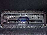 ■【ETC車載器】が装備されています。セットアップをしてお渡しとなり、ETCカードを差し込むだけで高速道路の利用が可能です。