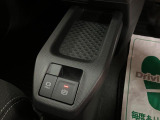 電動パーキングブレーキです!ホールド機能も付いていますよ♪