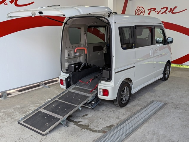 日産 NV100クリッパーリオ 