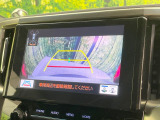 【バックカメラ】駐車時に後方がリアルタイム映像で確認できます。大型商業施設や立体駐車場での駐車時や、夜間のバック時に大活躍!運転スキルに関わらず、今や必須となった装備のひとつです!