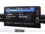 フルセグTVも視聴できます。Bluetooth接続をすれば音楽再生のみならずスマートフォンならばハンズフリー通話も可能です。