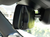 ETC2.0一体型の自動防眩機能付きバックミラー!後続車のヘッドライトの眩しさを自動で軽減してくれます!