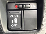 【パワースライドドア】スマートキーや運転席のスイッチでスライドドアの開閉が可能♪電動だから力を入れてドアを開ける必要が無く、小さいお子様でも、重い荷物を持っている時もラクに開け閉めできます♪