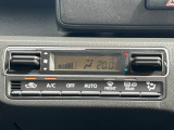気温に合わせて直感的に操作することで、車内をいつでも快適に保てます。