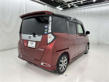 広々とした車内空間に優れた燃費性能。更にデザインも上質で人気のお車です!