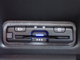 ■【ETC車載器】が装備されています。セットアップをしてお渡しとなり、ETCカードを差し込むだけで高速道路の利用が可能です。