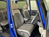 当車両は、次のお客様に気持ちよくお乗りいただくため、専門スタッフによる【徹底シートクリーニング】を施工済みです!