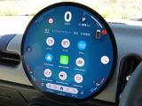 Apple CarPlayやAndroid Autoなど様々なアプリケーションがインストールされています!