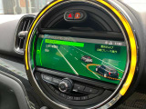 弊社お客様より頂いた下取車やデモカーが在庫の殆どを占めています。車の経歴や整備記録が分かり、ご安心してお車をお選び頂ける正規ディーラーならではのラインナップでございます。
