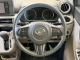 【スマートアシストⅡ】走行中に前方の車両等を認識し、衝突しそうな時は警報とブレーキで衝突回避と被害軽減をアシスト。より安全にドライブをお楽しみいただけます。