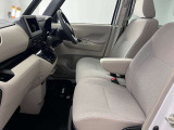 【車内ルームクリーニング済】専門スタッフにより車内はきれいにルームクリーニングを行っております。