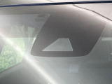 【トヨタセーフティセンス】走行中に前方の車両等を認識し、衝突しそうな時は警報とブレーキで衝突回避と被害軽減をアシスト。より安全にドライブをお楽しみいただけます。