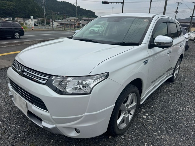 アウトランダーPHEV 2.0 G 4WD 