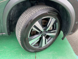 タイヤサイズは235/55R19純正アルミホイール付き!(夏タイヤ装着)冬タイヤ、ホイール注文も承っております☆