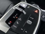 BMWライフをさらに素晴らしいものにするために、BMWカードもご用意しております。ご利用金額1,000円ごとに1ポイントたまります。BMW正規ディーラーでのご利用につきましてはポイントが2倍になります。