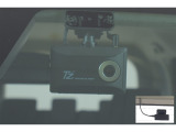 ドライブレコーダー(TZ-DR210)装備してます。フロントとリヤーのカメラで録画しているので万が一の時の記録で安心です。