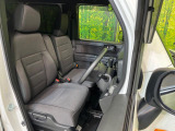 運転席シート廻りは使用感も少なく、良好な状態となっています。丁寧に使われていたことがよくわかりますね。
