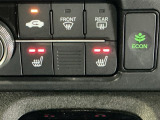 運転席/助手席シートヒーターで寒い日もすぐに温かくなり快適に過ごせます。2段階の温度調整が可能です
