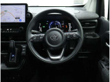 各操作スイッチなどもハンドルから手を放すことなく操作可能で安全運転に支援いたします!