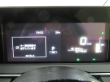 大きくて見やすいスピードメーターです。