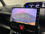 10インチナビのバックモニターは画面が大きくて、とても見やすいですね。駐車の安心感がぐっと上がります♪