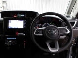 運転席に座ると☆こんな感じです♪