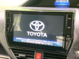 【10.3インチワイドナビ】高級感とインパクトのある大型ワイドナビを装備。各種オーディオ操作はもちろん、横長ワイド画面でのマップ2分割表示など、利便性も高いナビです♪
