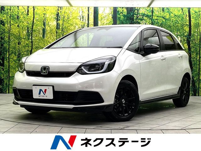 フィット 1.5 e:HEV ホーム ブラックスタイル 