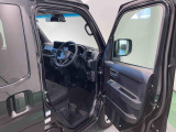 ご覧いただきありがとうございます!安心保証付きの展示車を多数揃えておりますのでお気軽にお尋ねください。