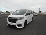 新車ディーラーの中古車コーナーです。保証・整備料金は車両価格に含まれております。諸費用まで入った支払総額は魅力的な価格になっていると思います。
