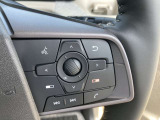 ■ステアリングスイッチ■ハンドル手元でオーディオの操作が簡単に出来ます。運転中でもナビまで手を伸ばさずに操作が出来て安心です。