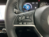 【ステアリングスイッチ】運転中に前方から目線をそらすことなくオーディオ等の操作が可能な便利機能!安心&快適なドライブを演出してくれます。