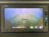 リアカメラ付で、後方をナビ画面で確認。車庫入れも安心です。もちろん、バックギアと連動しています。