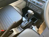 CVT、ハンドパーキングブレーキ