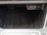 置くだけ充電も付いております!