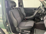 車を運転する際には運転席の存在は欠かせません。しっかりチェックしたいポイントですね。